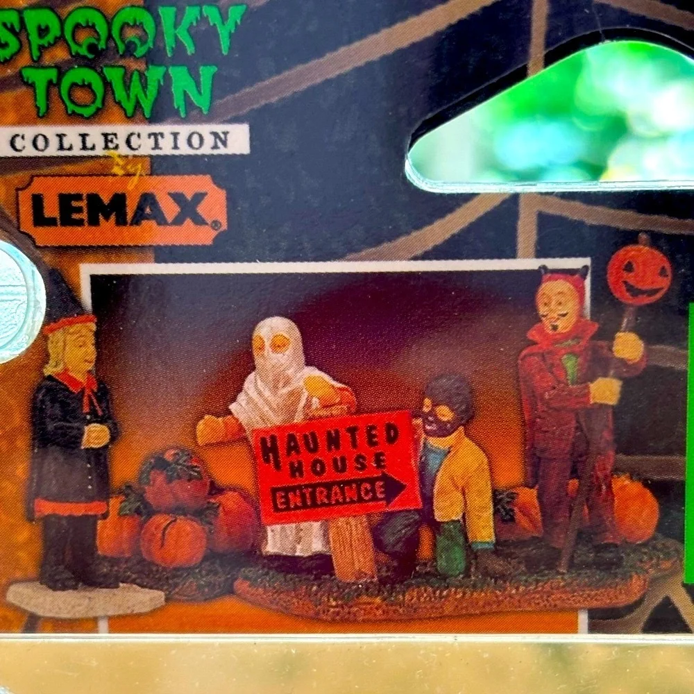 Lemax Spooky Town Village Accessories Haunted House Trick or Treat Figurines Set